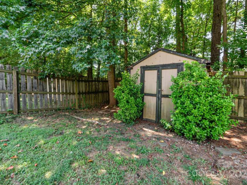 645 Montgomery Drive, Rock Hill, SC 29732.  MLS# CAR4276606, YatesRealty ID 29020. 