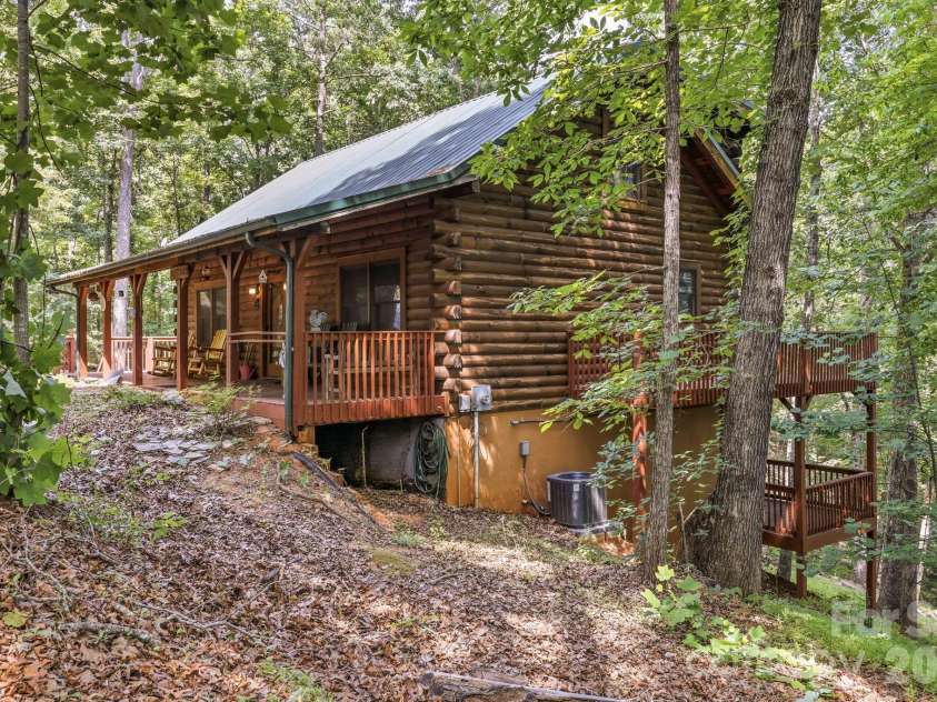 119 Egret Road, Lake Lure, NC 28746.  MLS# CAR4391590, YatesRealty ID 29021. 