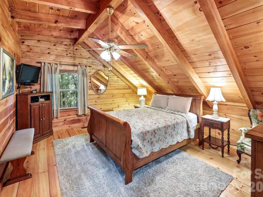 119 Egret Road, Lake Lure, NC 28746.  MLS# CAR4391590, YatesRealty ID 29021. 