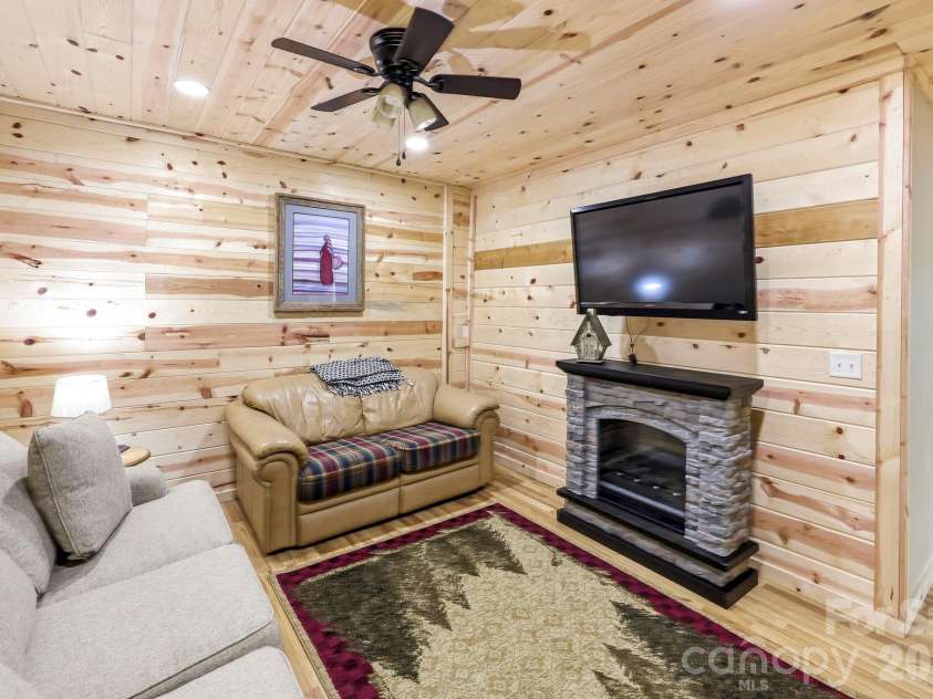 119 Egret Road, Lake Lure, NC 28746.  MLS# CAR4391590, YatesRealty ID 29021. 
