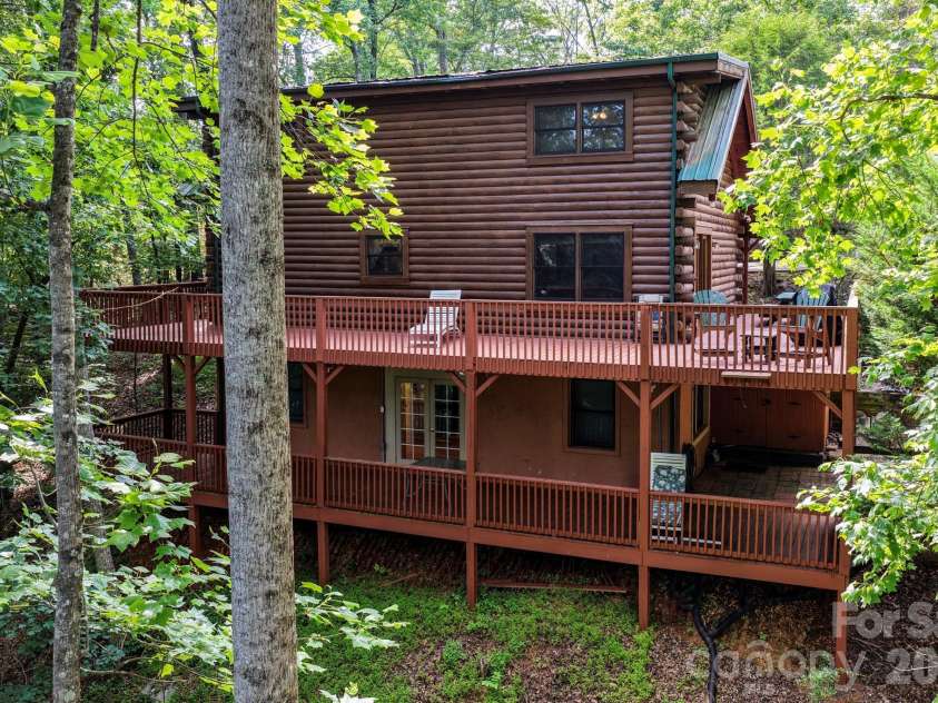 119 Egret Road, Lake Lure, NC 28746.  MLS# CAR4391590, YatesRealty ID 29021. 