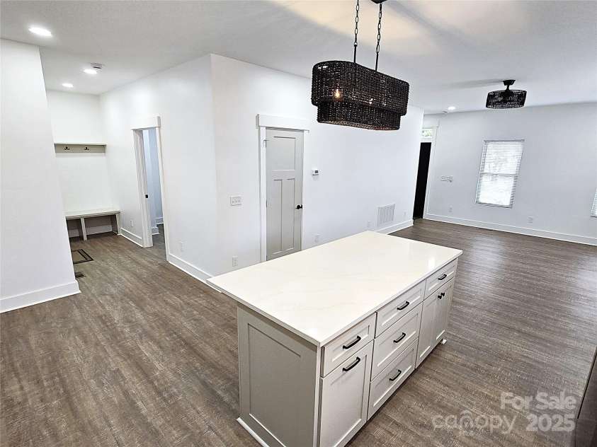 774 8th Street, Hickory, NC 28601.  MLS# CAR4279199, YatesRealty ID 29021. 