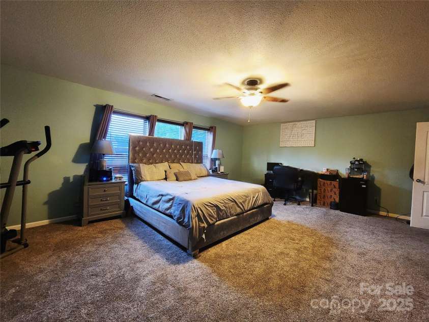 3824 Shasta Circle, Clover, SC 29710.  MLS# CAR4282235, YatesRealty ID 29022. 