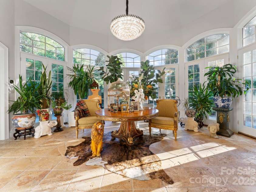 240 21st Avenue Drive, Hickory, NC 28601.  MLS# CAR4285194, YatesRealty ID 29024. Solarium