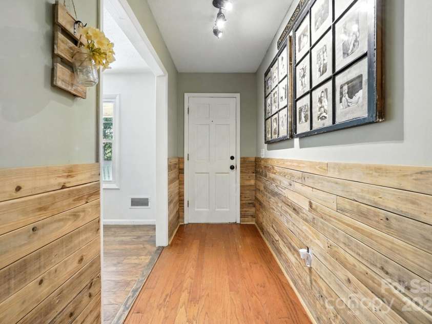 3306 Barr Road, Concord, NC 28027.  MLS# CAR4285677, YatesRealty ID 29025. 