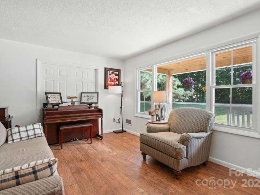 3306 Barr Road, Concord, NC 28027.  MLS# CAR4285677, YatesRealty ID 29025. 