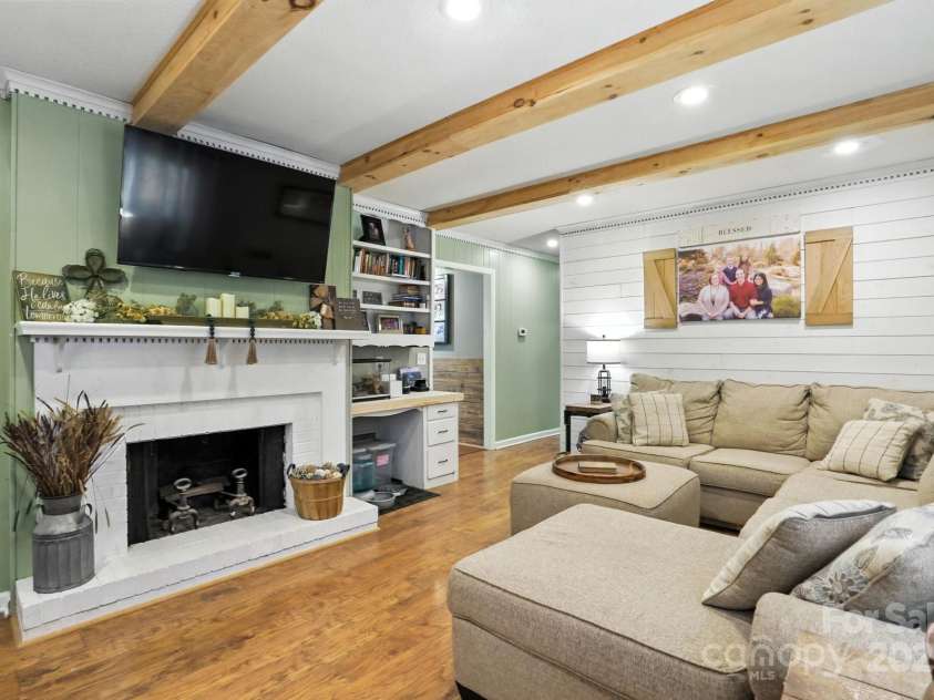 3306 Barr Road, Concord, NC 28027.  MLS# CAR4285677, YatesRealty ID 29025. 