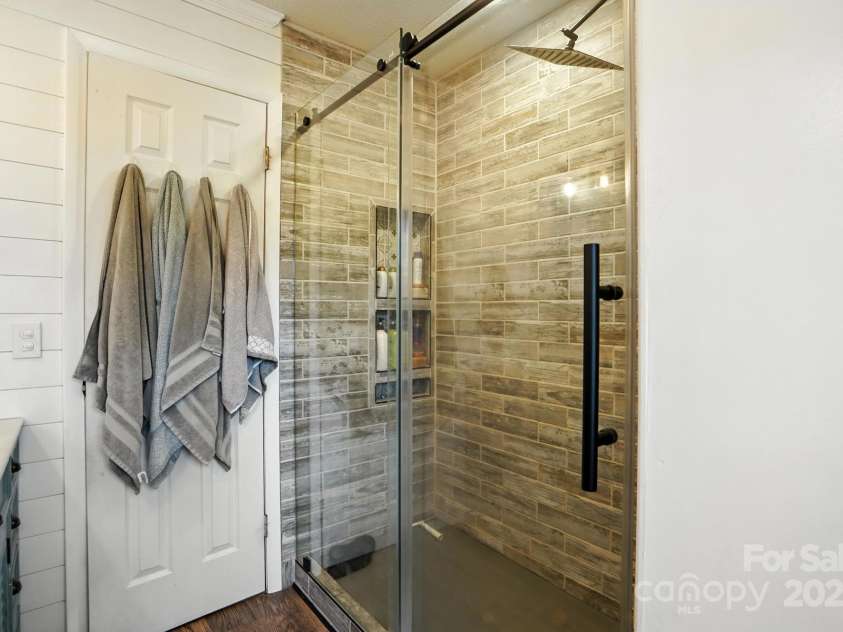 3306 Barr Road, Concord, NC 28027.  MLS# CAR4285677, YatesRealty ID 29025. 