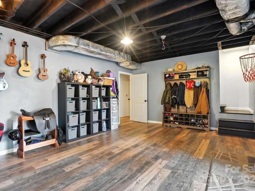 3306 Barr Road, Concord, NC 28027.  MLS# CAR4285677, YatesRealty ID 29025. 