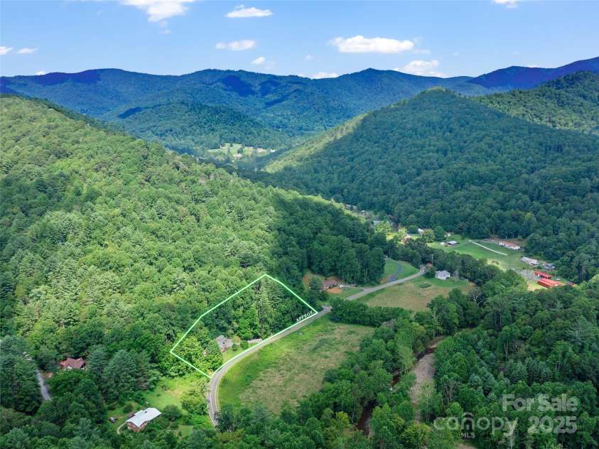 3477 Cane Creek Road, Bakersville, NC 28705.  MLS# CAR4286127, YatesRealty ID 29028. 