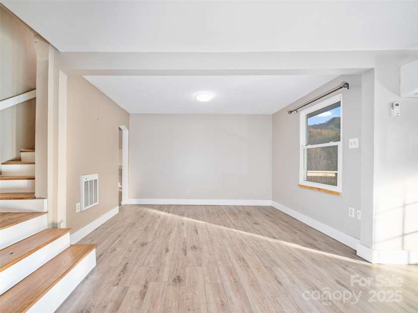 3477 Cane Creek Road, Bakersville, NC 28705.  MLS# CAR4317268, YatesRealty ID 29028. 