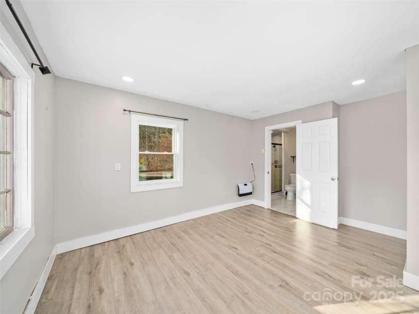 3477 Cane Creek Road, Bakersville, NC 28705.  MLS# CAR4317268, YatesRealty ID 29028. 