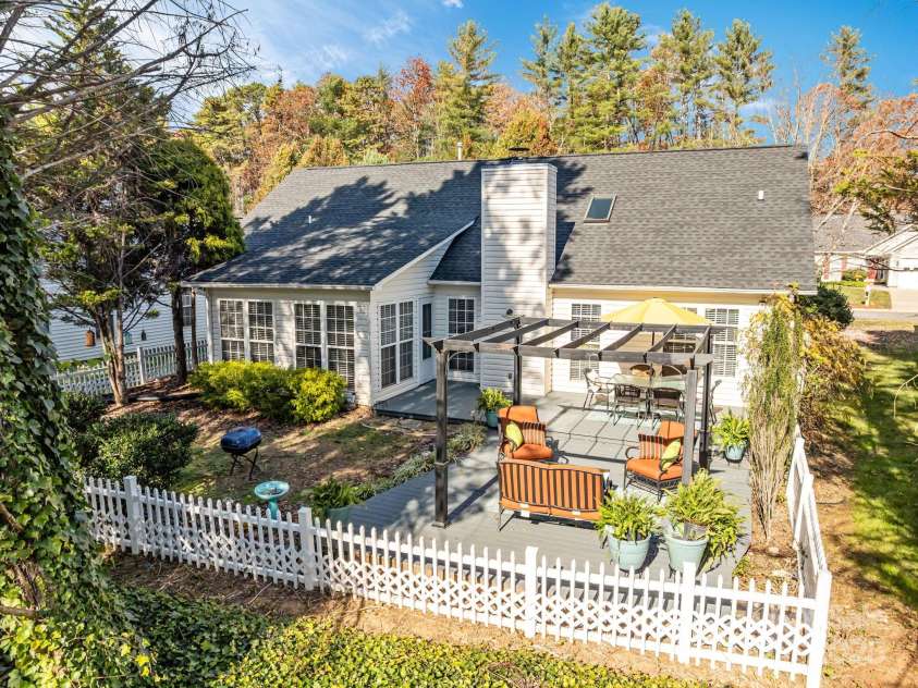 255 Stonehollow Road, Fletcher, NC 28732.  MLS# CAR4320465, YatesRealty ID 2903. 