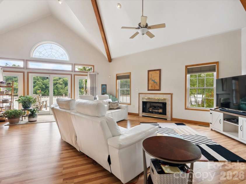 887 Living Waters Drive, Great Falls, SC 29055.  MLS# CAR4353717, YatesRealty ID 2903. 