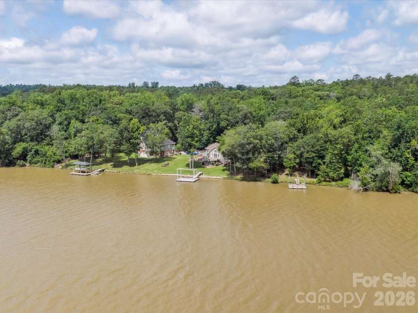 887 Living Waters Drive, Great Falls, SC 29055.  MLS# CAR4353717, YatesRealty ID 2903. 