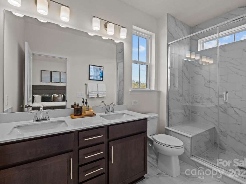 4100 Alexander View Drive, Charlotte, NC 28226.  MLS# CAR4246928, YatesRealty ID 29030. Primary bathroom