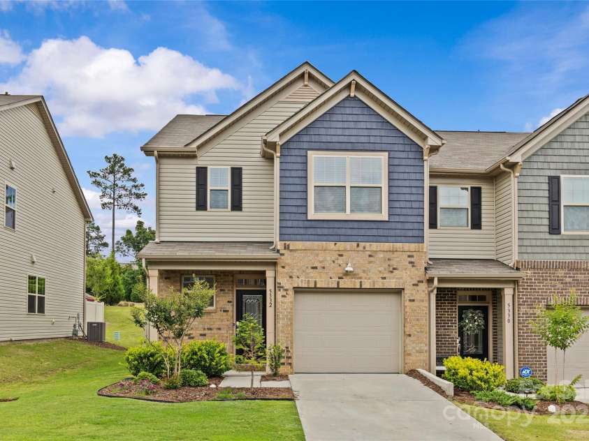 5332 Orchid Bloom Drive, Indian Land, SC 29707.  MLS# CAR4264145, YatesRealty ID 29031. Entry Way