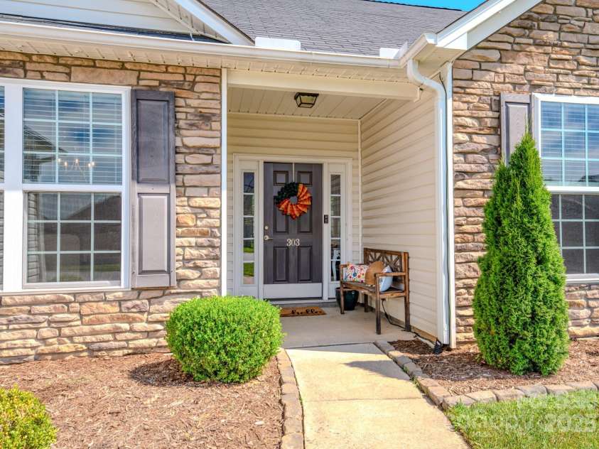 303 Hiawassee Road, Fletcher, NC 28732.  MLS# CAR4286442, YatesRealty ID 29032. 