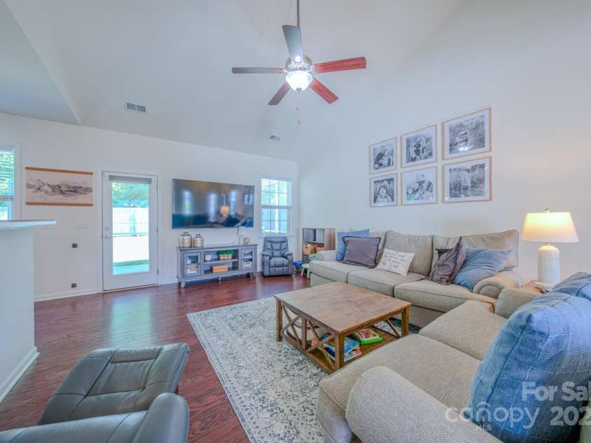 303 Hiawassee Road, Fletcher, NC 28732.  MLS# CAR4286442, YatesRealty ID 29032. 