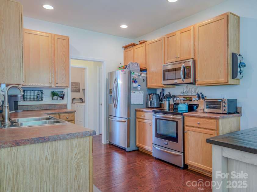 303 Hiawassee Road, Fletcher, NC 28732.  MLS# CAR4286442, YatesRealty ID 29032. 