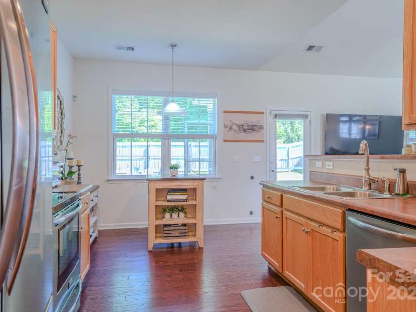 303 Hiawassee Road, Fletcher, NC 28732.  MLS# CAR4286442, YatesRealty ID 29032. 