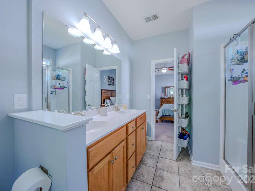 303 Hiawassee Road, Fletcher, NC 28732.  MLS# CAR4286442, YatesRealty ID 29032. 