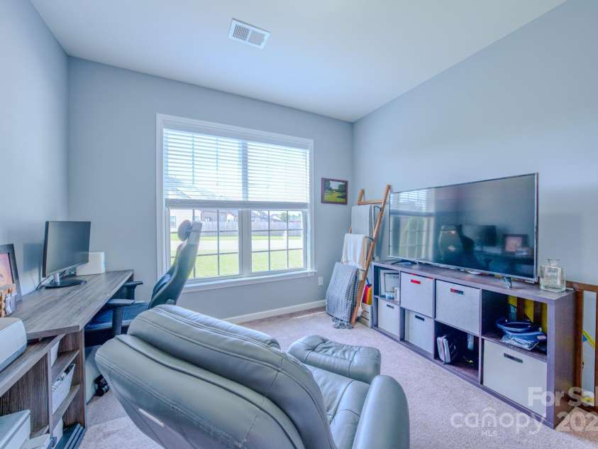 303 Hiawassee Road, Fletcher, NC 28732.  MLS# CAR4286442, YatesRealty ID 29032. 