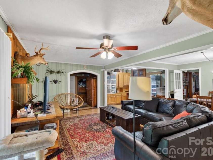 929 Shearers Road, Mooresville, NC 28115.  MLS# CAR4391766, YatesRealty ID 29032. 