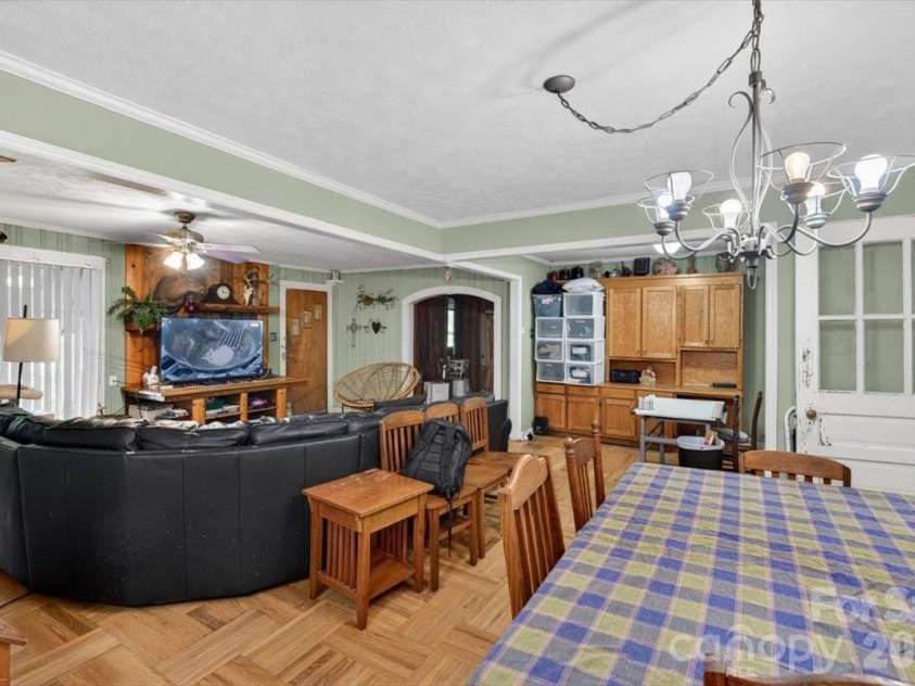 929 Shearers Road, Mooresville, NC 28115.  MLS# CAR4391766, YatesRealty ID 29032. 