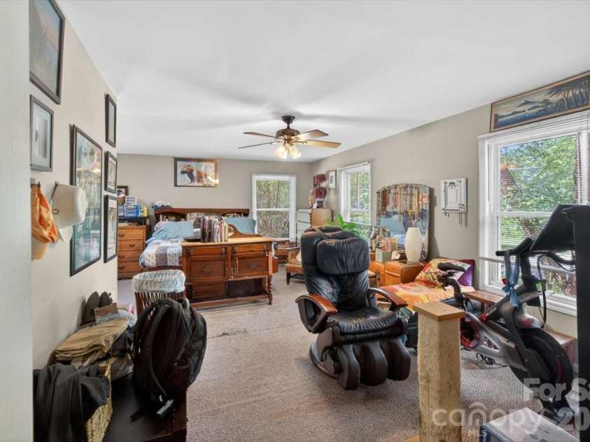 929 Shearers Road, Mooresville, NC 28115.  MLS# CAR4391766, YatesRealty ID 29032. 