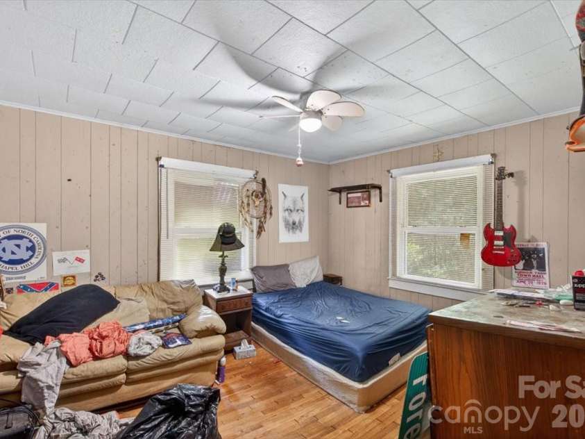 929 Shearers Road, Mooresville, NC 28115.  MLS# CAR4391766, YatesRealty ID 29032. 
