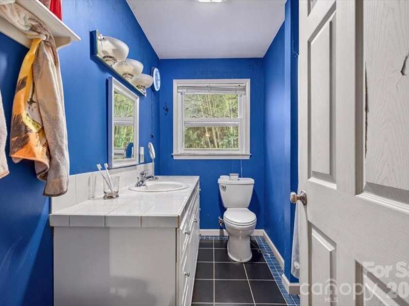 929 Shearers Road, Mooresville, NC 28115.  MLS# CAR4391766, YatesRealty ID 29032. 