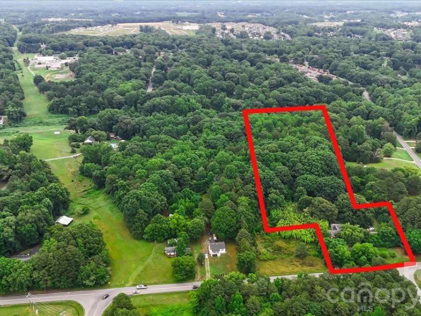 929 Shearers Road, Mooresville, NC 28115.  MLS# CAR4391766, YatesRealty ID 29032. 