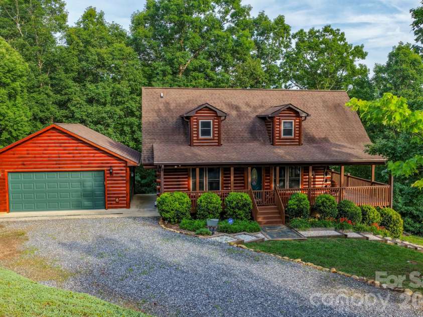 603 Laurel Lakes Parkway, Lake Lure, NC 28746.  MLS# CAR4391760, YatesRealty ID 29033. 