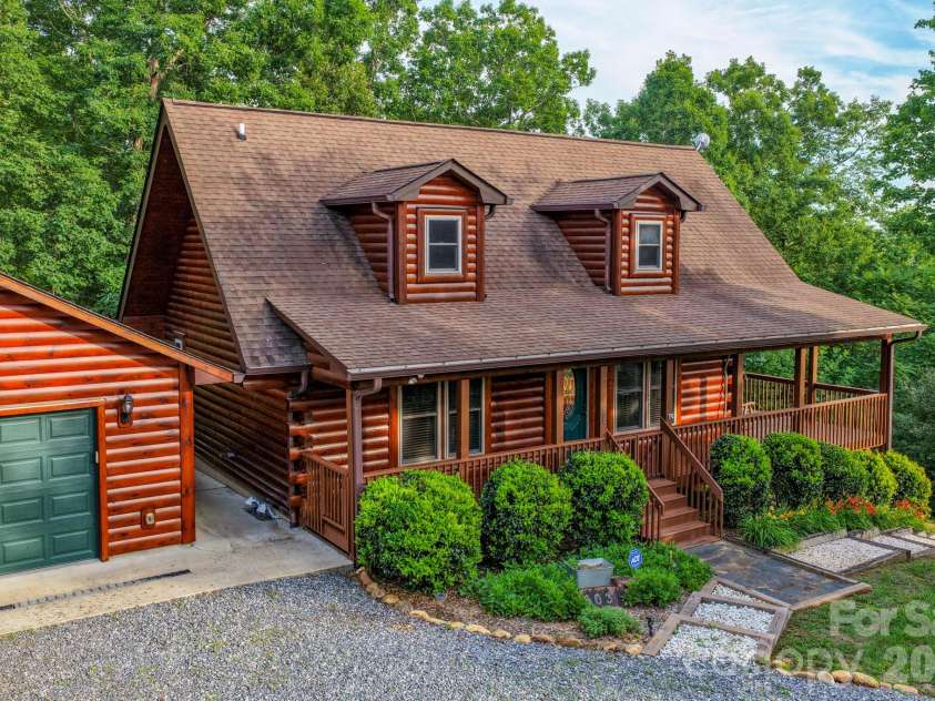 603 Laurel Lakes Parkway, Lake Lure, NC 28746.  MLS# CAR4391760, YatesRealty ID 29033. 
