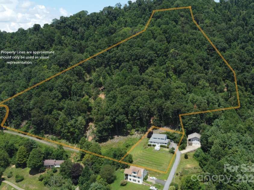 95 Friendship Road, Burnsville, NC 28714.  MLS# CAR4286761, YatesRealty ID 29033. 