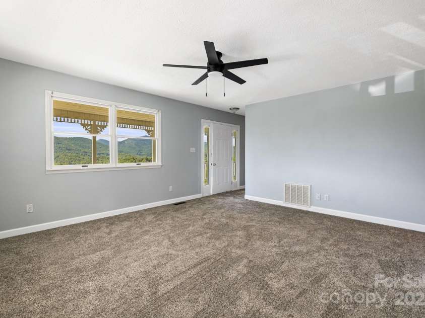 95 Friendship Road, Burnsville, NC 28714.  MLS# CAR4286761, YatesRealty ID 29033. 