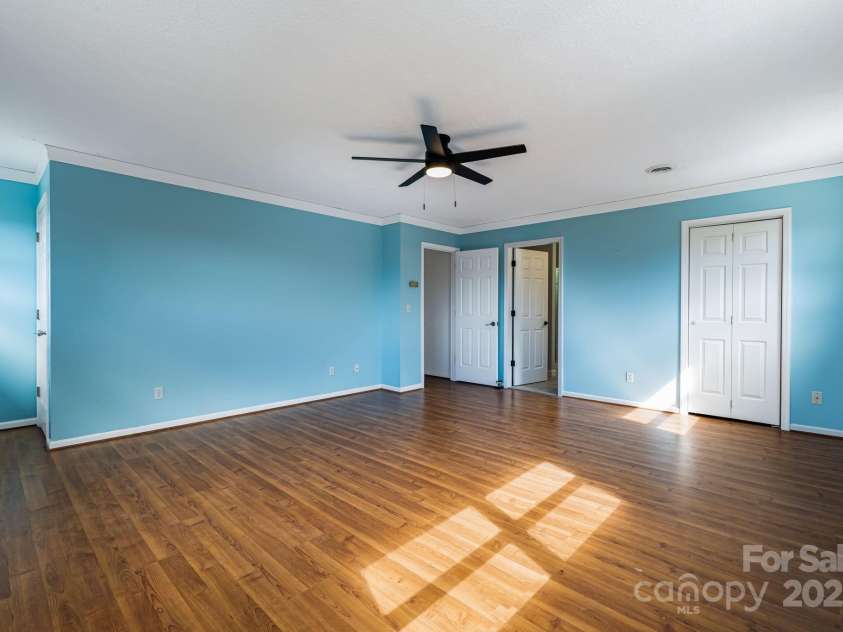 95 Friendship Road, Burnsville, NC 28714.  MLS# CAR4286761, YatesRealty ID 29033. 