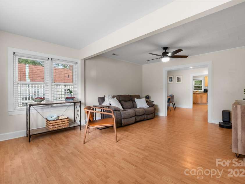 114 Virginia Street, Lenoir, NC 28645.  MLS# CAR4286715, YatesRealty ID 29034. 