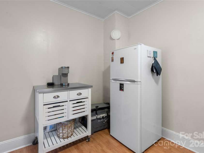 114 Virginia Street, Lenoir, NC 28645.  MLS# CAR4286715, YatesRealty ID 29034. 