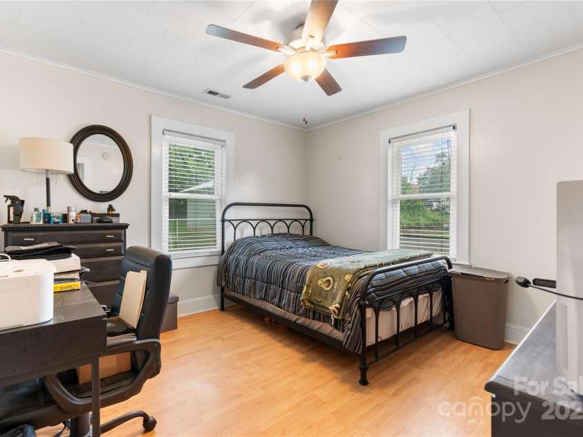 114 Virginia Street, Lenoir, NC 28645.  MLS# CAR4286715, YatesRealty ID 29034. 