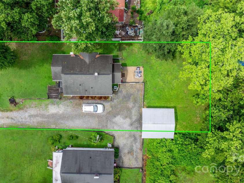 114 Virginia Street, Lenoir, NC 28645.  MLS# CAR4286715, YatesRealty ID 29034. 