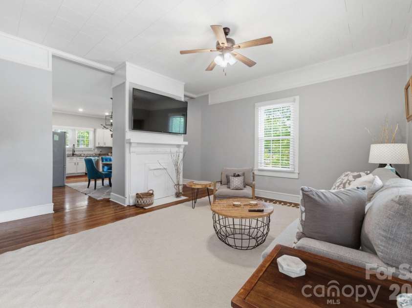 400 Rose Avenue, Kannapolis, NC 28083.  MLS# CAR4390121, YatesRealty ID 29034. 