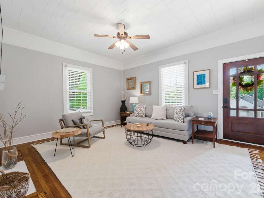 400 Rose Avenue, Kannapolis, NC 28083.  MLS# CAR4390121, YatesRealty ID 29034. 
