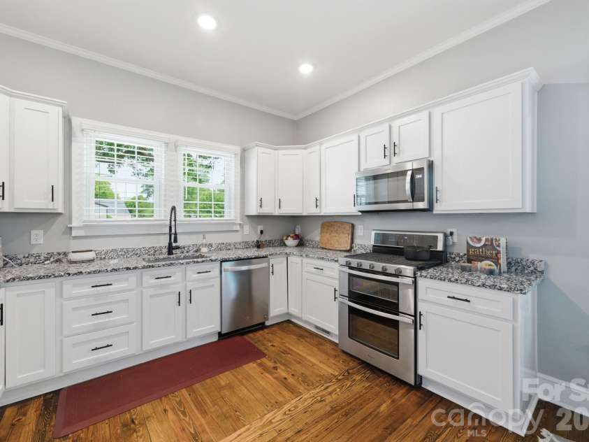 400 Rose Avenue, Kannapolis, NC 28083.  MLS# CAR4390121, YatesRealty ID 29034. 