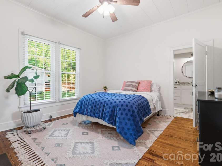 400 Rose Avenue, Kannapolis, NC 28083.  MLS# CAR4390121, YatesRealty ID 29034. 