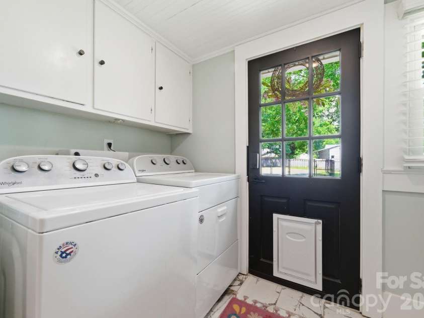 400 Rose Avenue, Kannapolis, NC 28083.  MLS# CAR4390121, YatesRealty ID 29034. 