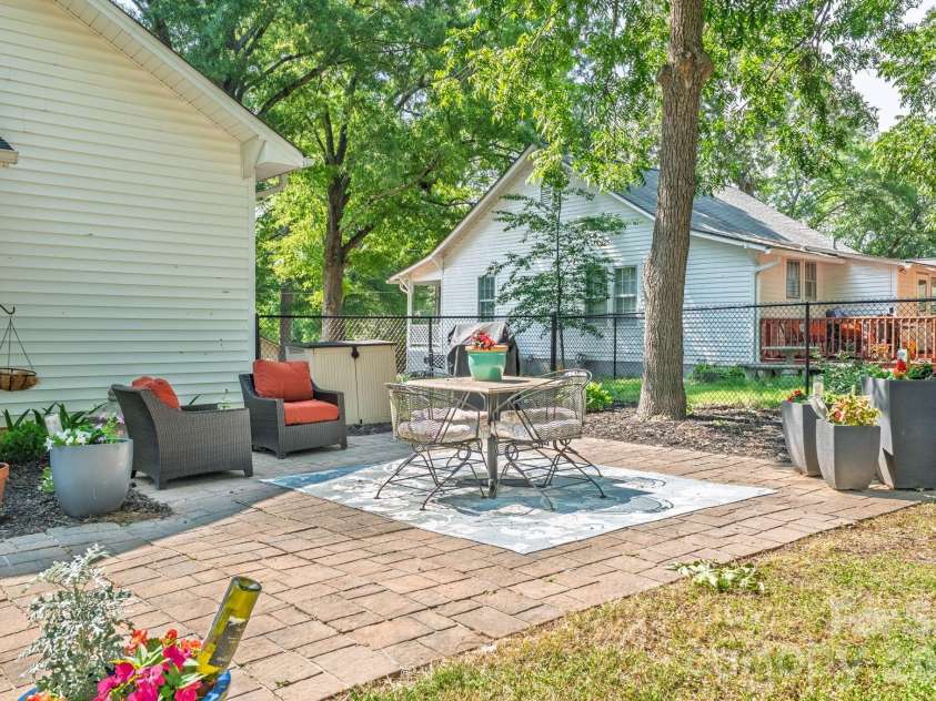 400 Rose Avenue, Kannapolis, NC 28083.  MLS# CAR4390121, YatesRealty ID 29034. 