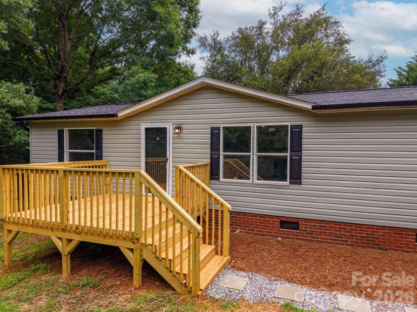 3462 Eaker Road, Cherryville, NC 28021.  MLS# CAR4390279, YatesRealty ID 29035. 