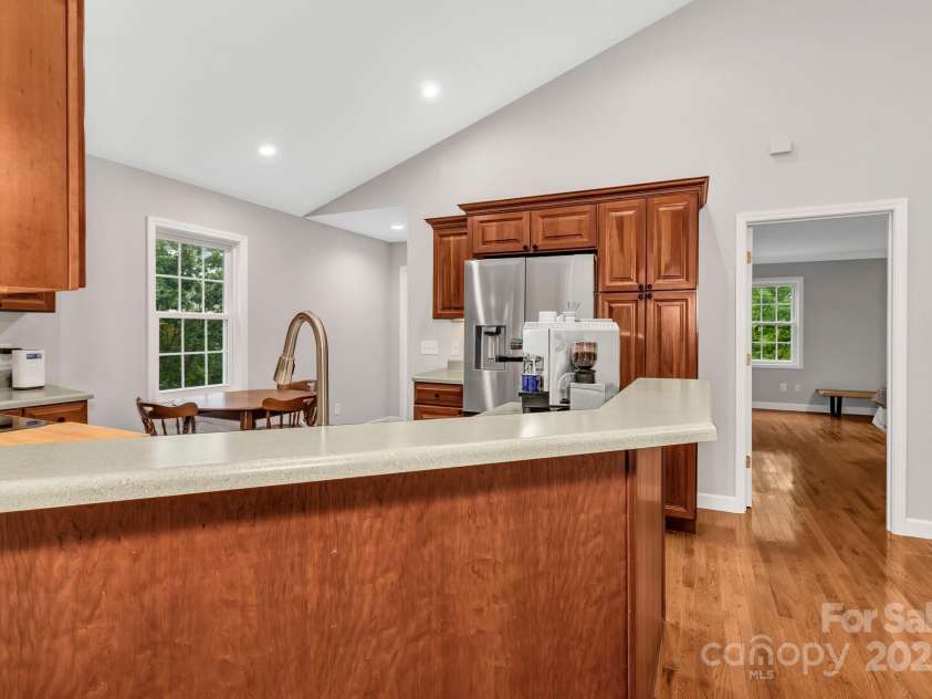 283 Blake Drive, Canton, NC 28716.  MLS# CAR4307374, YatesRealty ID 29036. 